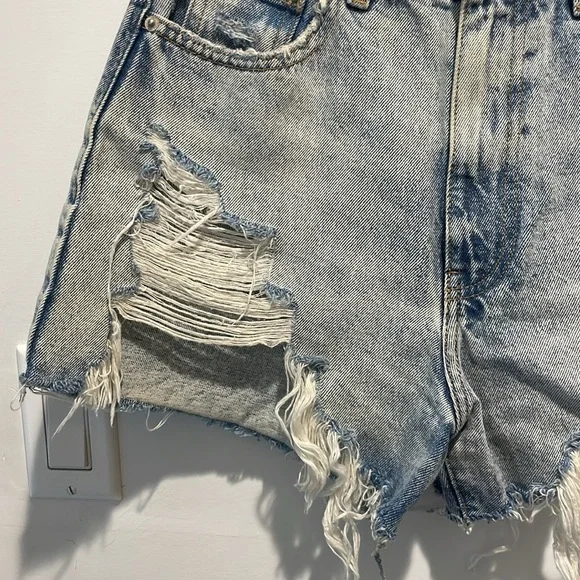Distressed Zara high waisted shorts